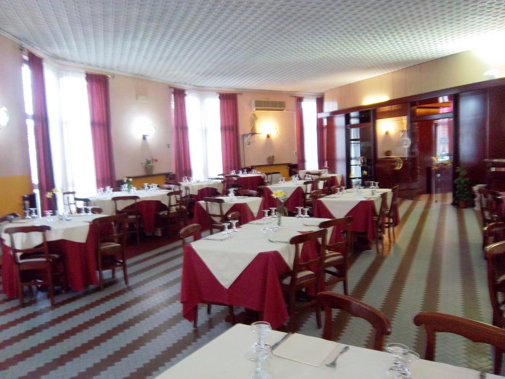 Hotel Cascata Pozzolo Formigaro Exterior photo